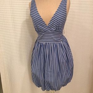 Blue Striped Bubble v-Neck Dress
